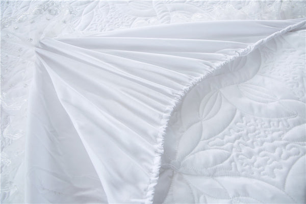 100% Cotton Thick Quilted Lace Bedding Set Ruffles Lace Style - sleeklinen